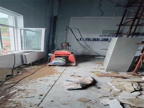 青铜峡地基基础下沉墙体裂缝加固注浆顶升施工